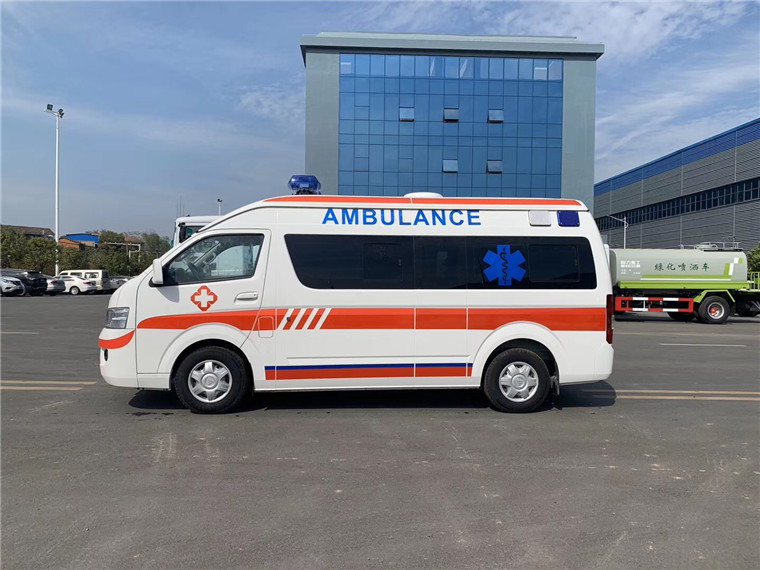 福田G9救護(hù)車空間大性價比高(國五)圖片2