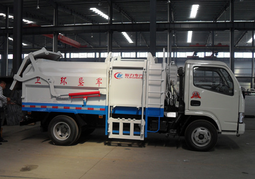 東風銳鈴側裝壓縮式<a data-cke-saved-href=http://www.dfxqc.com/lajiche/ href=http://www.dfxqc.com/lajiche/ target=_blank class=infotextkey><a href=http://www.yhqlc.com/ljc target=_blank class=infotextkey>垃圾車</a></a>