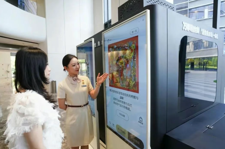 出海、AI、國潮齊發(fā)力，絲綢行業(yè)正悄悄變天？
